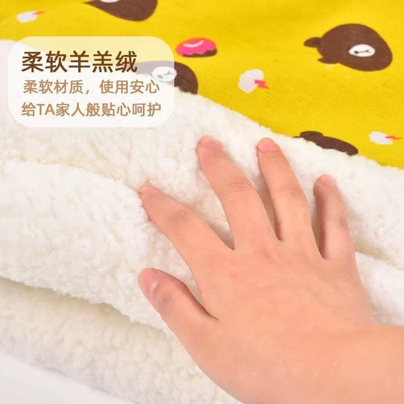 VelvetNest Cat & Small Dog Sleeping Bag